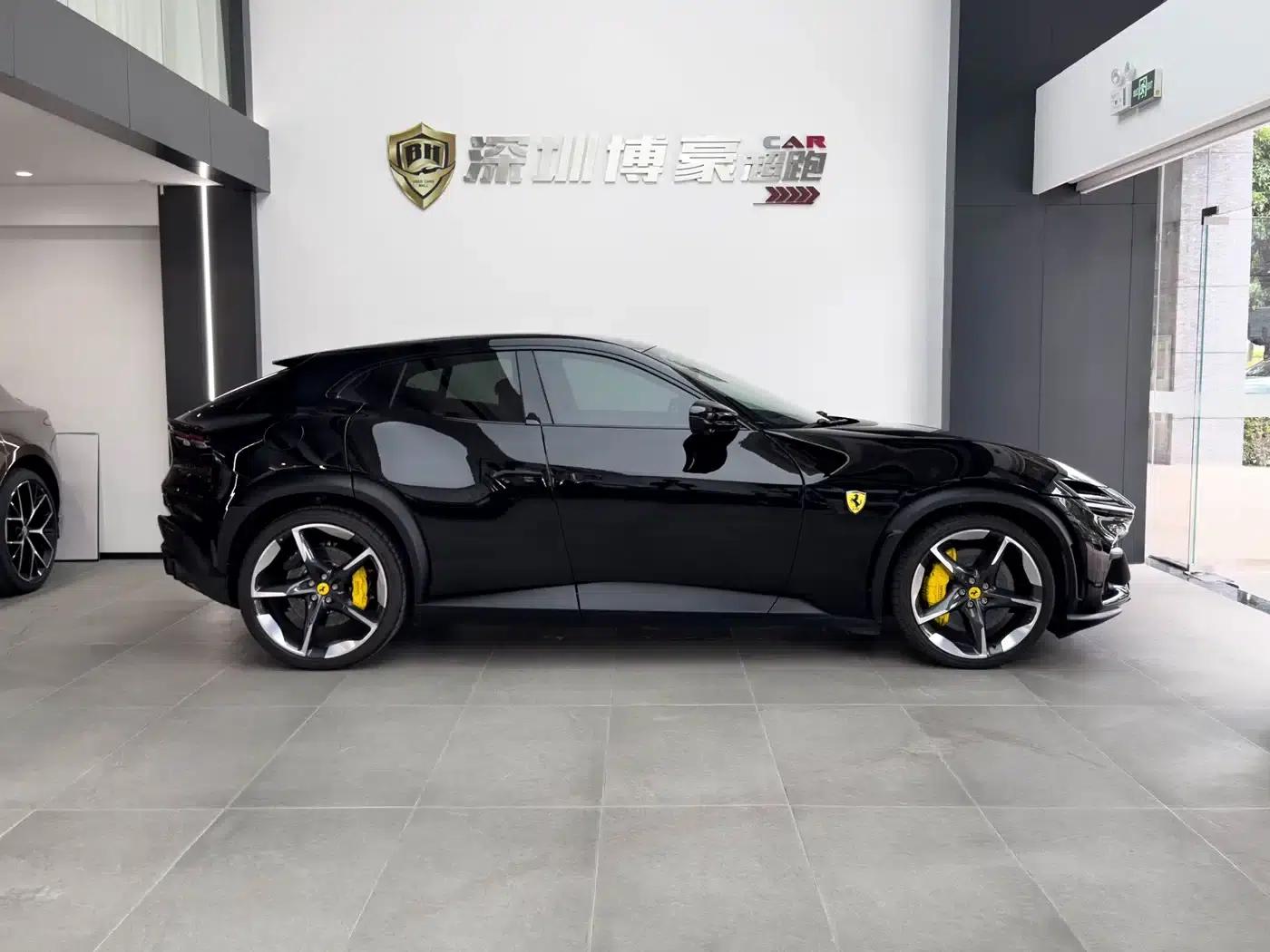 2023 Purosangue 6.5L V12 — миниатюра 2