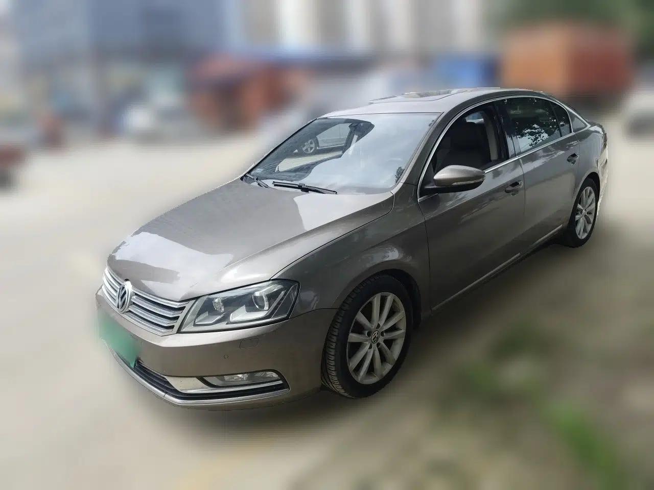 Volkswagen Magotan 2012 Facelift 2.0 TSI Prestige Model — миниатюра 1