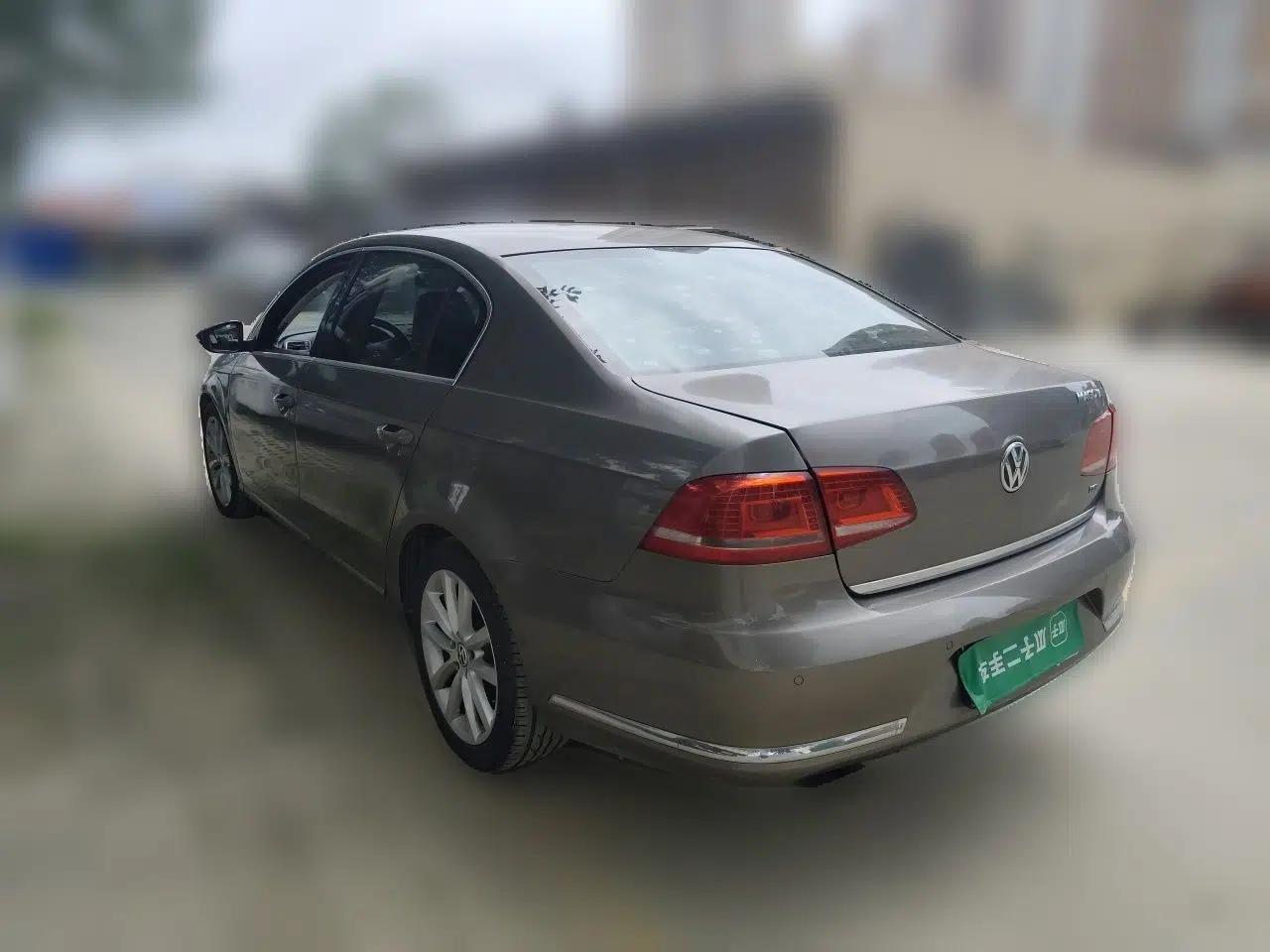 Volkswagen Magotan 2012 Facelift 2.0 TSI Prestige Model — миниатюра 4