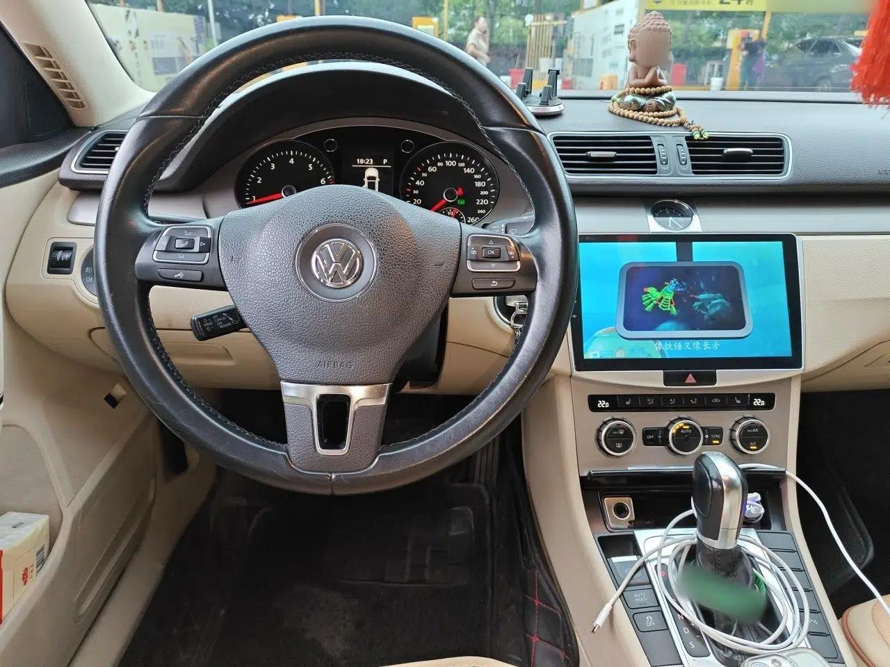 Volkswagen Magotan 2012 1.8TSI Luxury Model — миниатюра 9