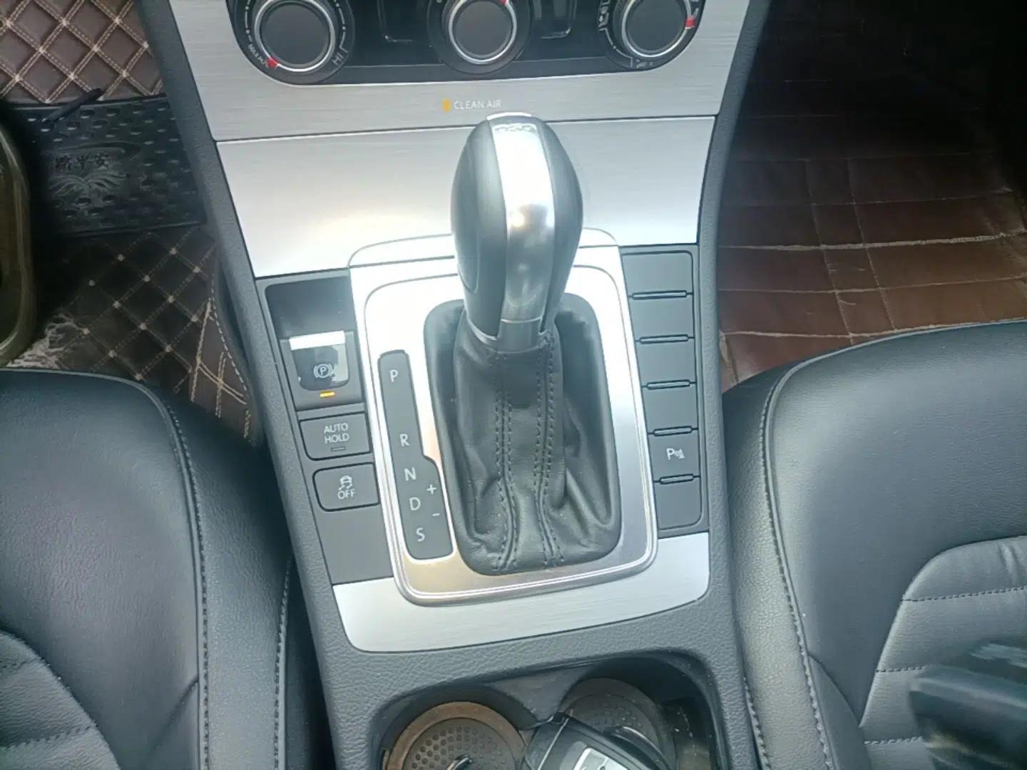 Volkswagen Magotan 2016 1.8TSI Smart Comfort Model — миниатюра 16