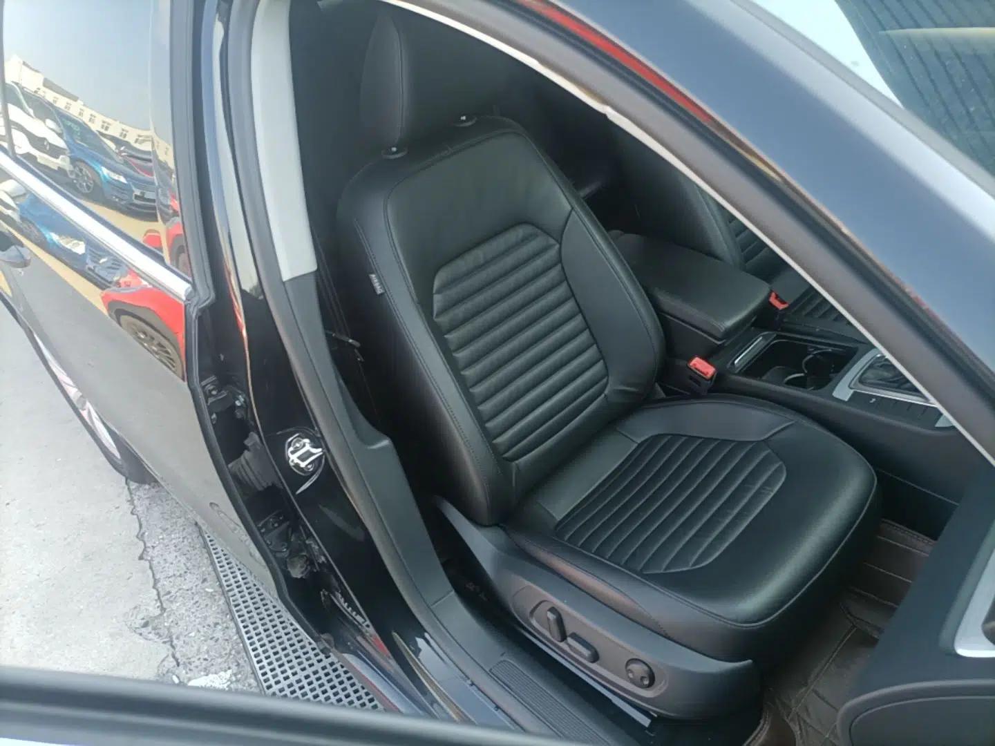 Volkswagen Magotan 2016 1.8TSI Smart Comfort Model — миниатюра 19