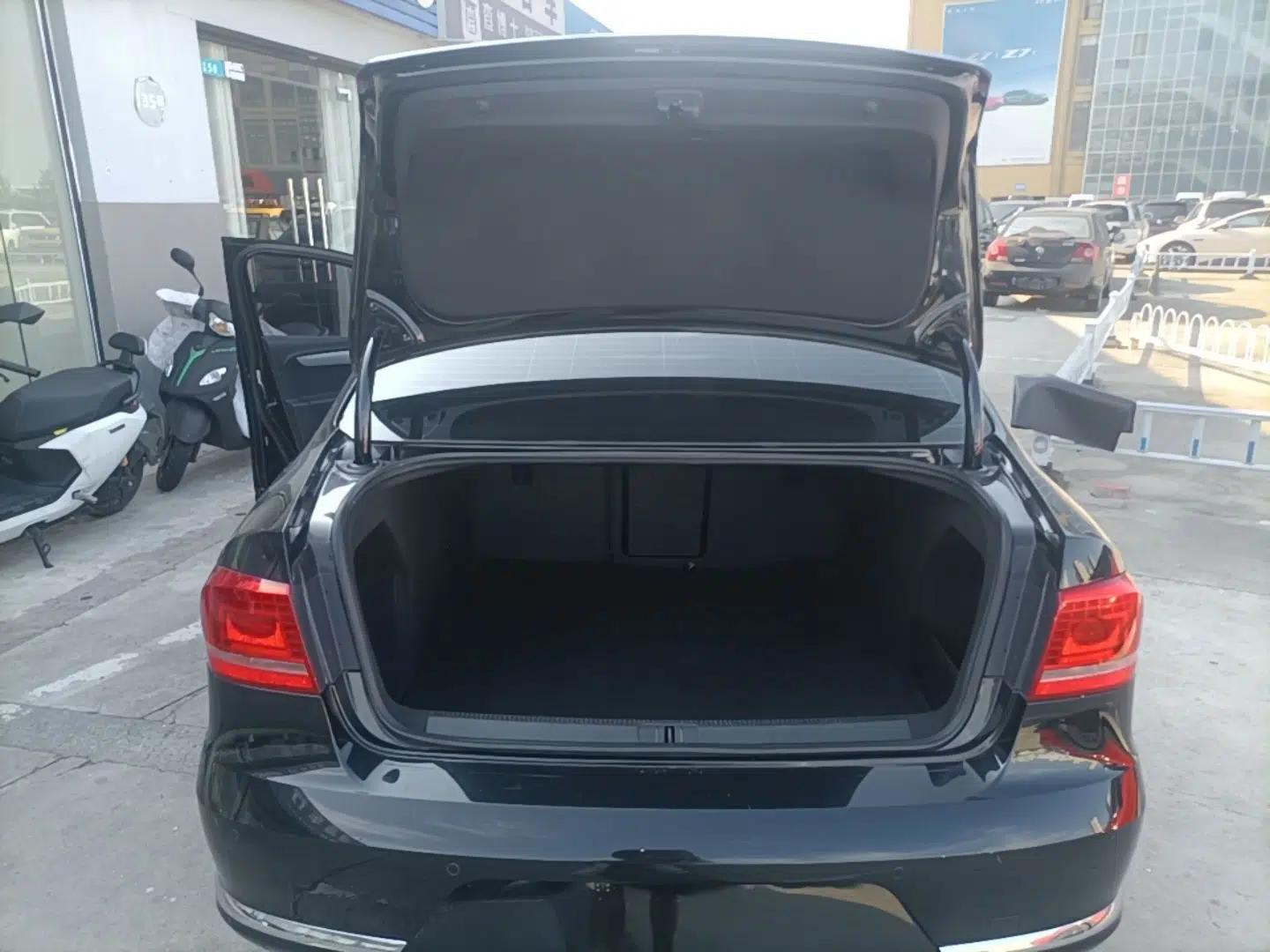 Volkswagen Magotan 2016 1.8TSI Smart Comfort Model — миниатюра 22