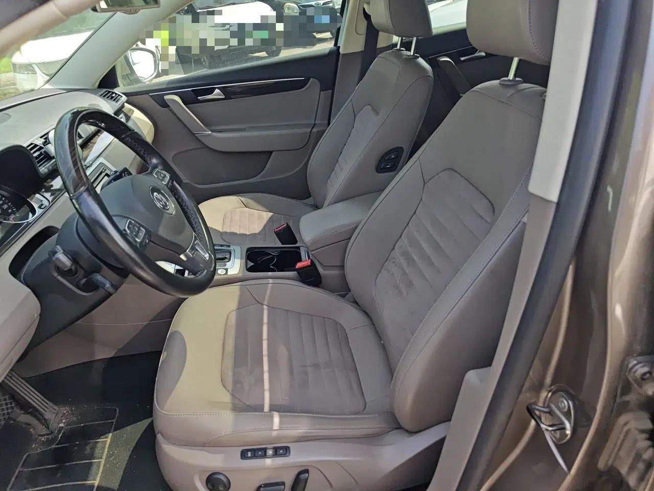 Volkswagen Magotan 2013 2.0 TSI Prestige Model — миниатюра 15