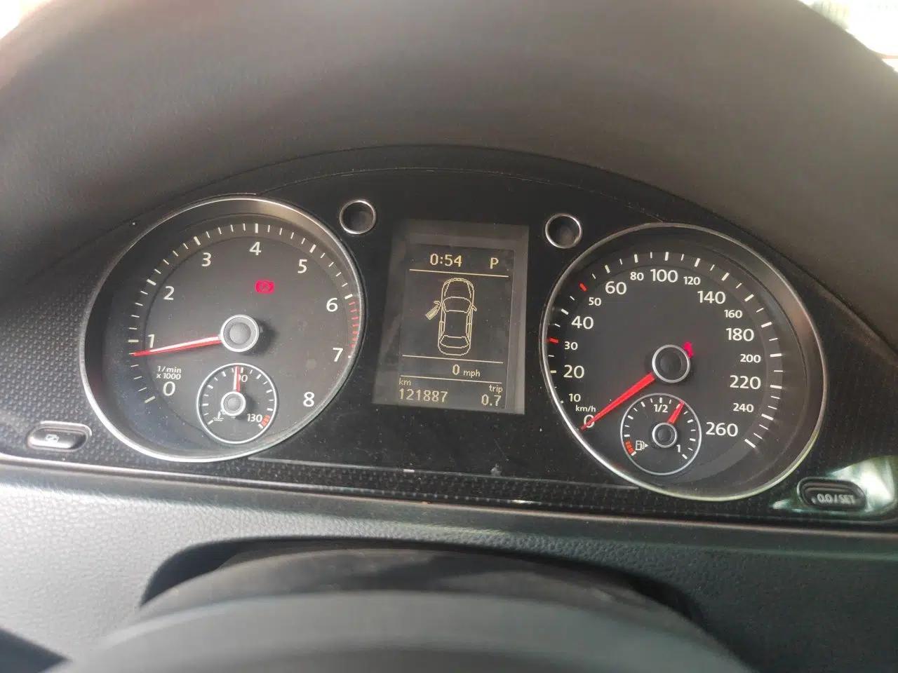 Volkswagen Magotan 2012 Revised 1.8TSI Luxury Version — миниатюра 11