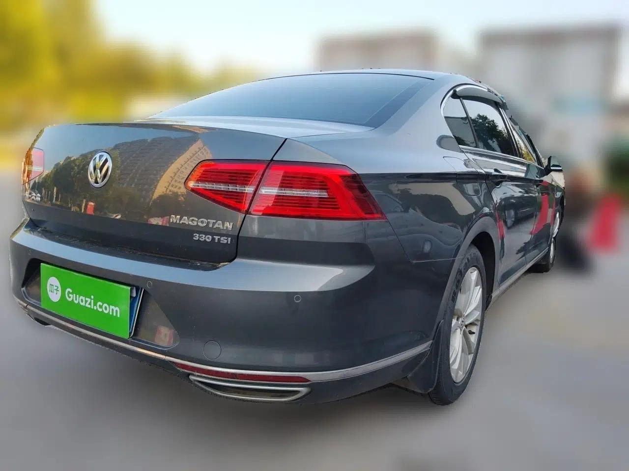 Volkswagen Magotan 2017 330TSI DSG Luxury Model — миниатюра 6