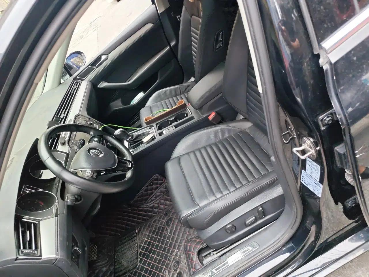 Volkswagen Magotan 2018 330TSI DSG Advanced Model — миниатюра 15