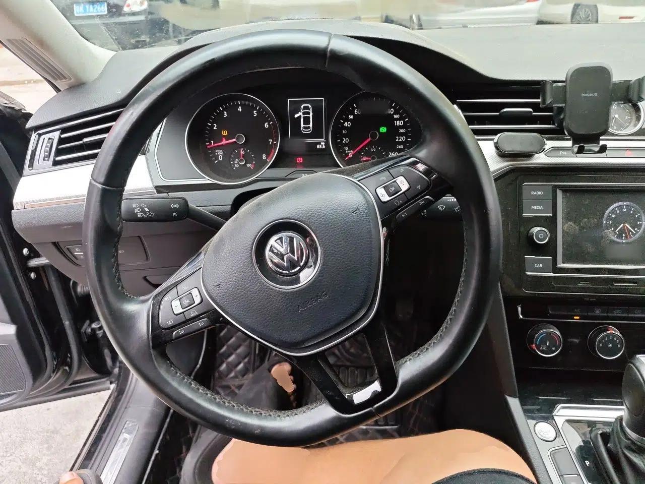 Volkswagen Magotan 2018 330TSI DSG Advanced Model — миниатюра 10