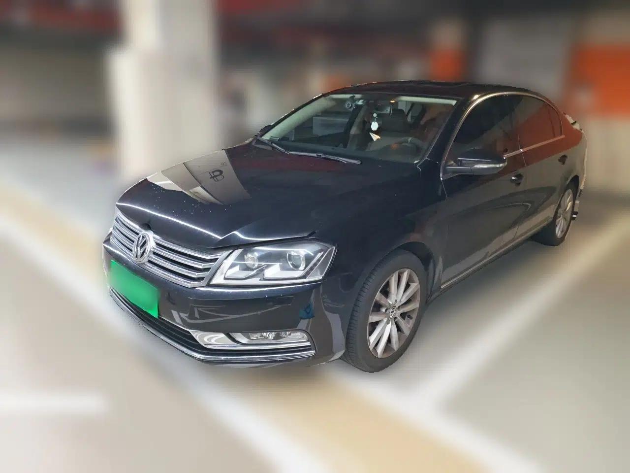 Volkswagen Magotan 2012 Facelift 2.0 TSI Prestige Model — миниатюра 1