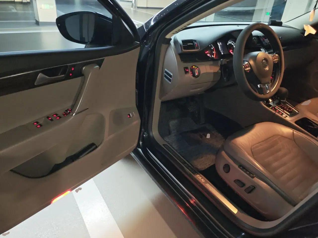 Volkswagen Magotan 2012 Facelift 2.0 TSI Prestige Model — миниатюра 16