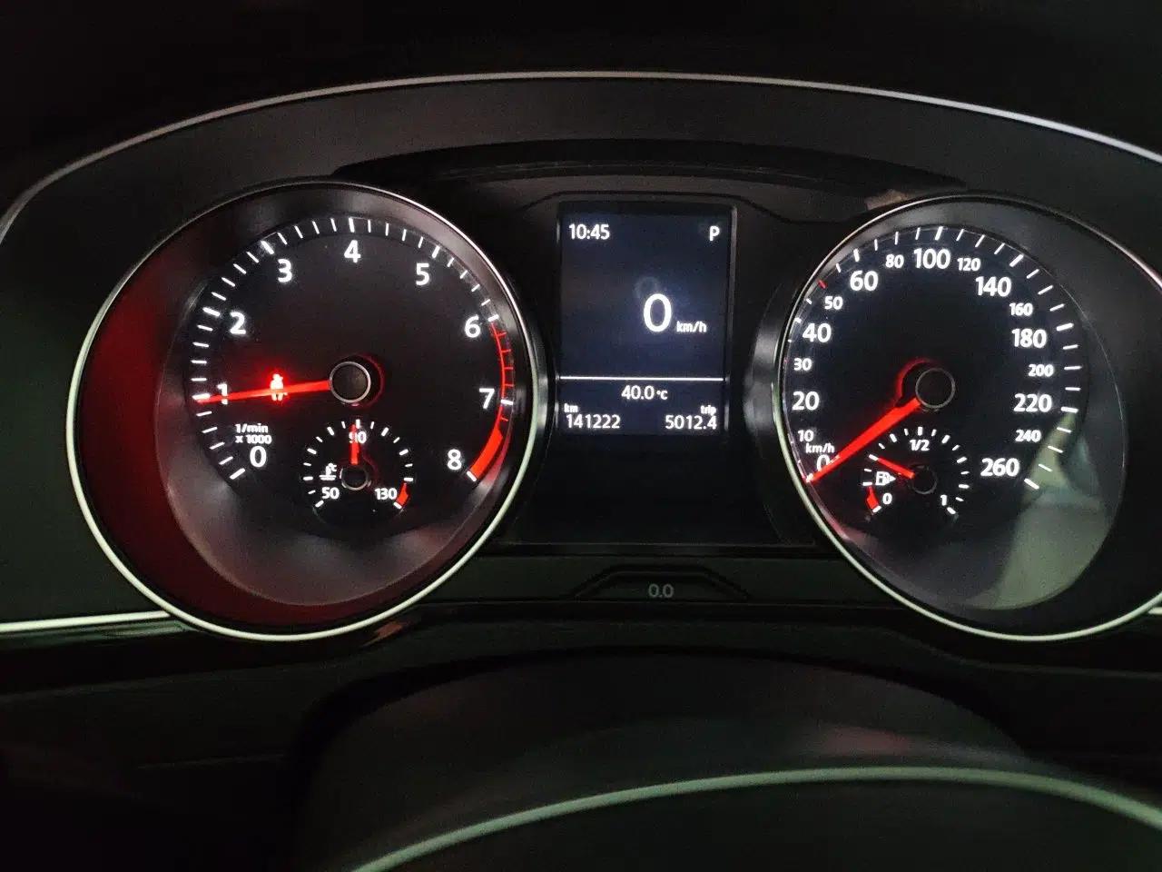 Volkswagen Magotan 2018 280TSI DSG Leading Model — миниатюра 11