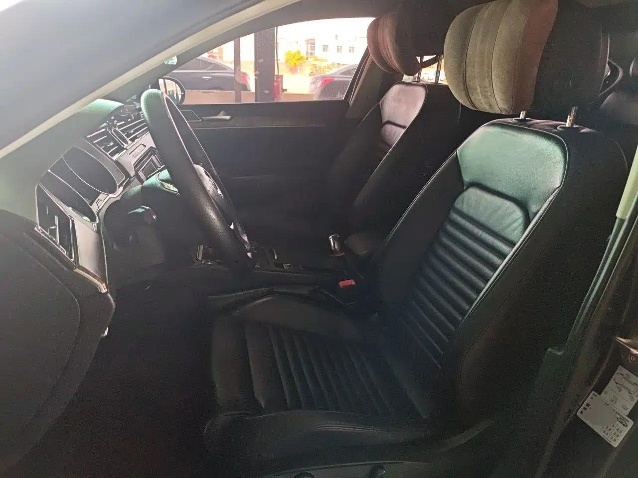 Volkswagen Magotan 2018 280TSI DSG Leading Model — миниатюра 15