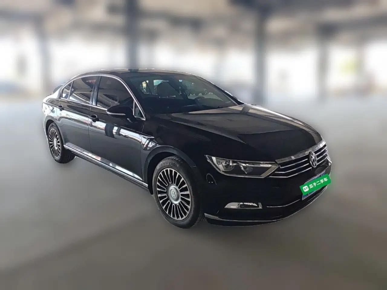 Volkswagen Magotan 2018 280TSI DSG Leading Model — миниатюра 3