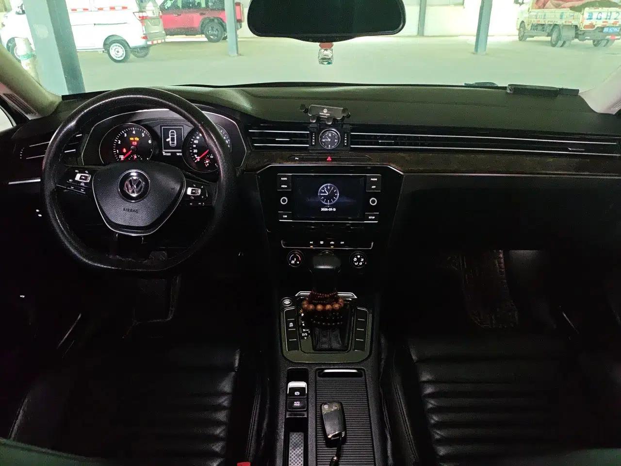 Volkswagen Magotan 2018 280TSI DSG Leading Model — миниатюра 9