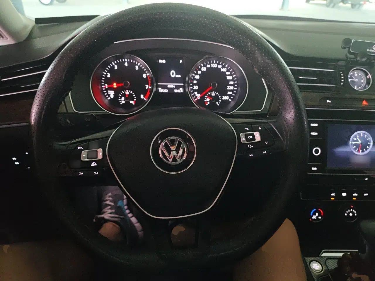Volkswagen Magotan 2018 280TSI DSG Leading Model — миниатюра 10