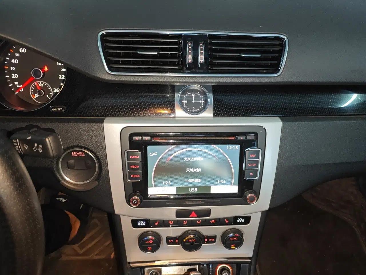 Volkswagen Magotan 2016 2.0 TSI Luxury Comfort Version — миниатюра 13