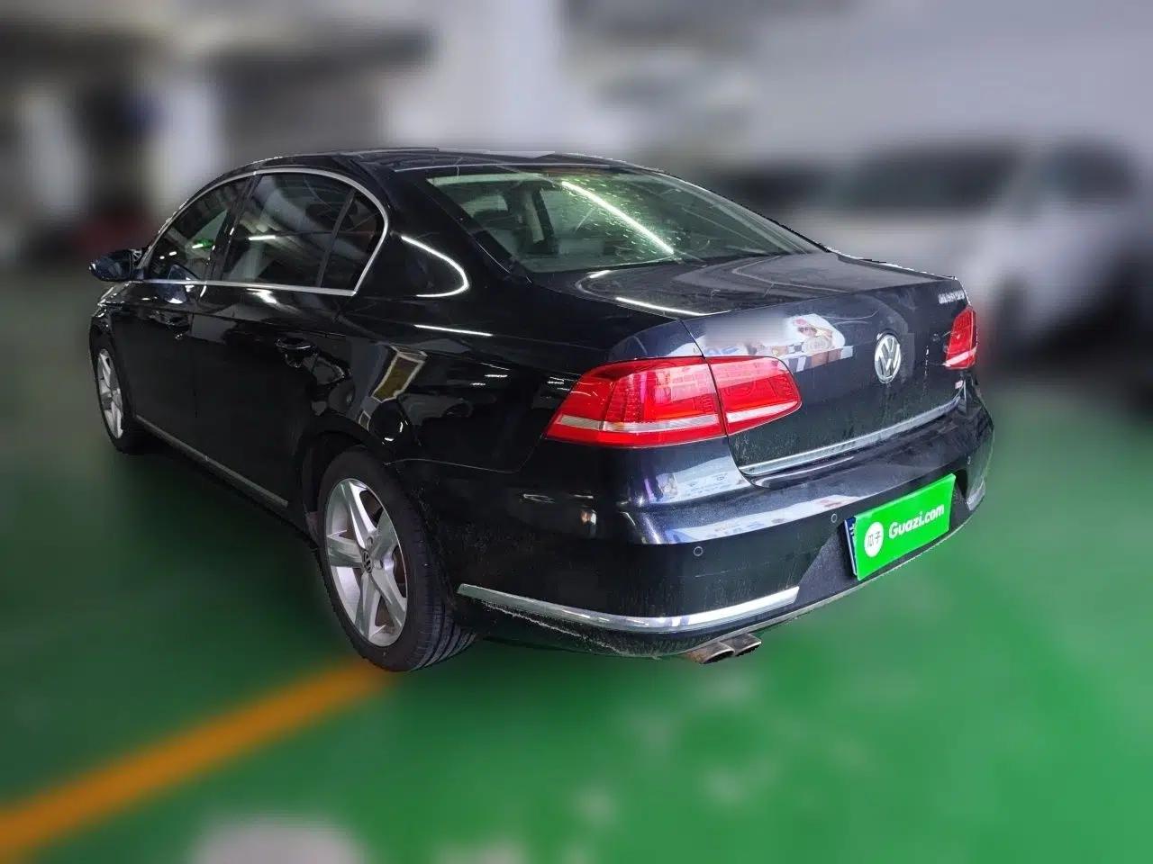 Volkswagen Magotan 2016 2.0 TSI Luxury Comfort Version — миниатюра 4