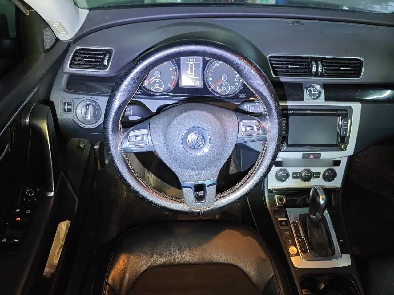 Volkswagen Magotan 2016 2.0 TSI Luxury Comfort Version — миниатюра 10
