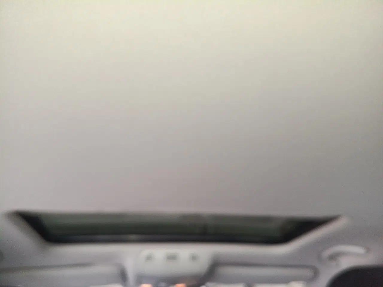 Volkswagen Magotan 2012 Revised Version 2.0 TSI Supreme Edition — миниатюра 18