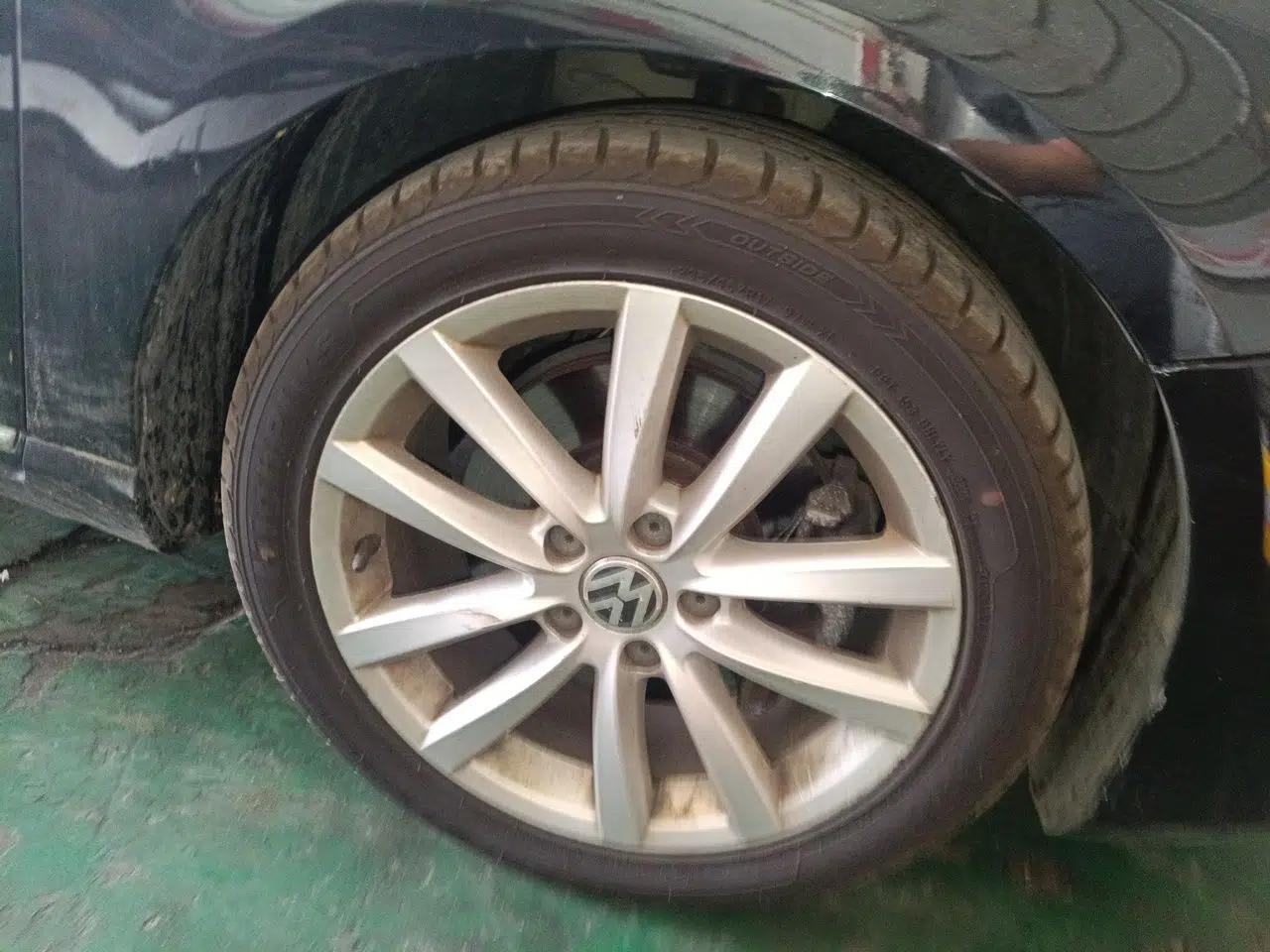 Volkswagen Magotan 2012 Revised Version 2.0 TSI Supreme Edition — миниатюра 8