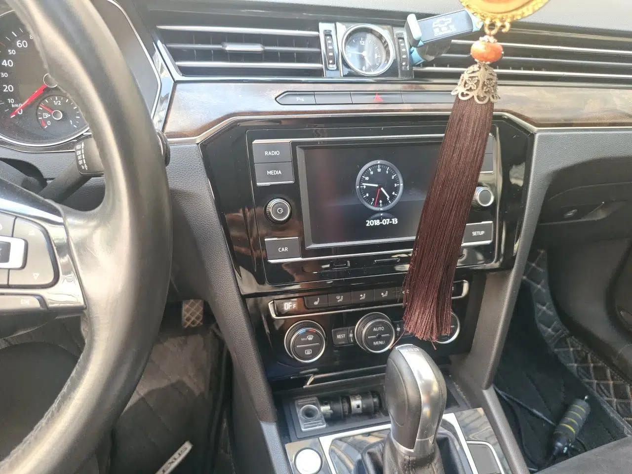 Volkswagen Magotan 2017 380TSI DSG Luxury Model — миниатюра 13