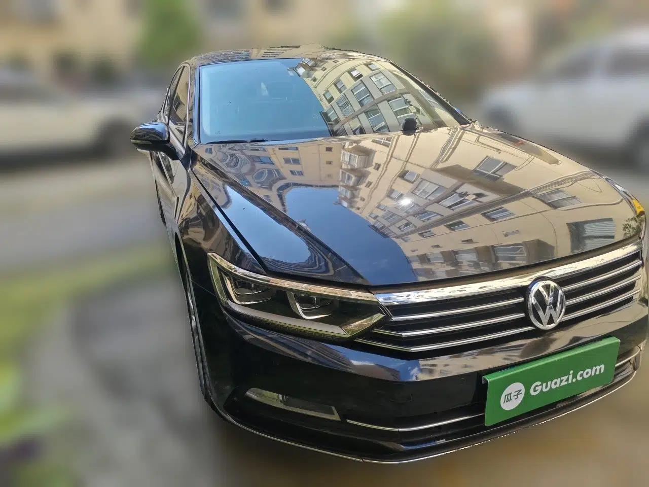 Volkswagen Magotan 2017 380TSI DSG Luxury Model — миниатюра 3