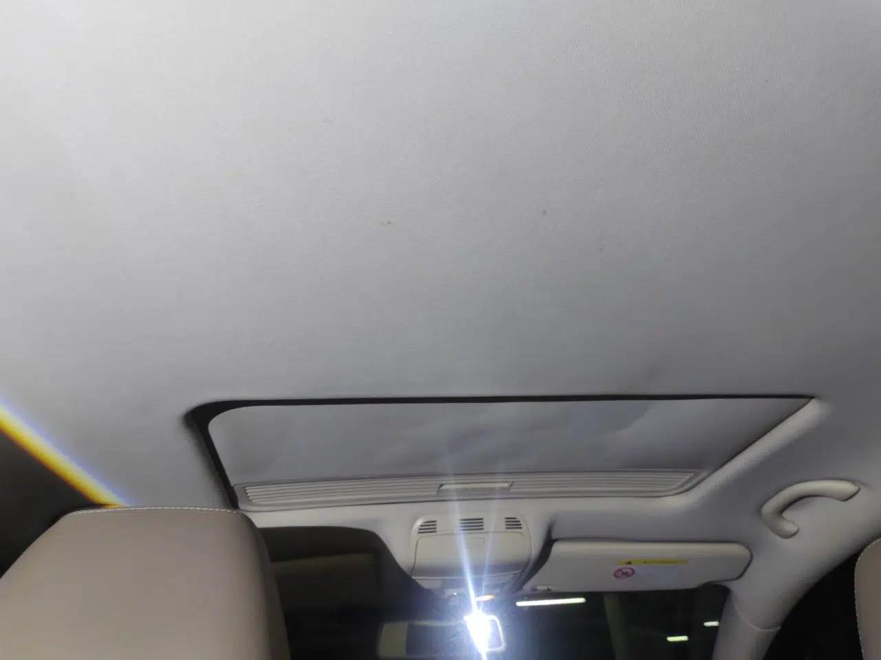 Volkswagen Magotan 2015 Facelift 1.8TSI Luxury Model — миниатюра 18