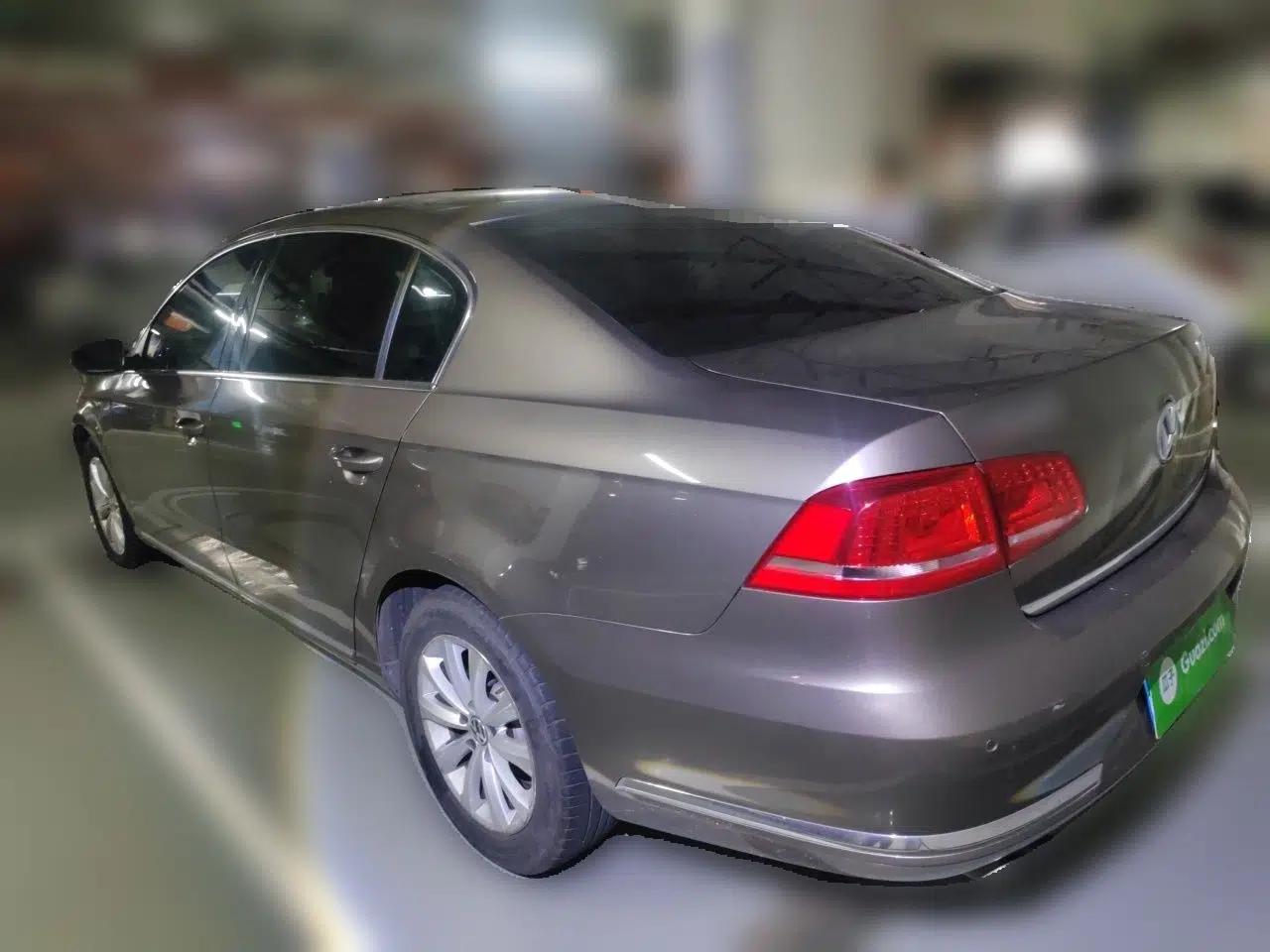 Volkswagen Magotan 2015 Facelift 1.8TSI Luxury Model — миниатюра 4