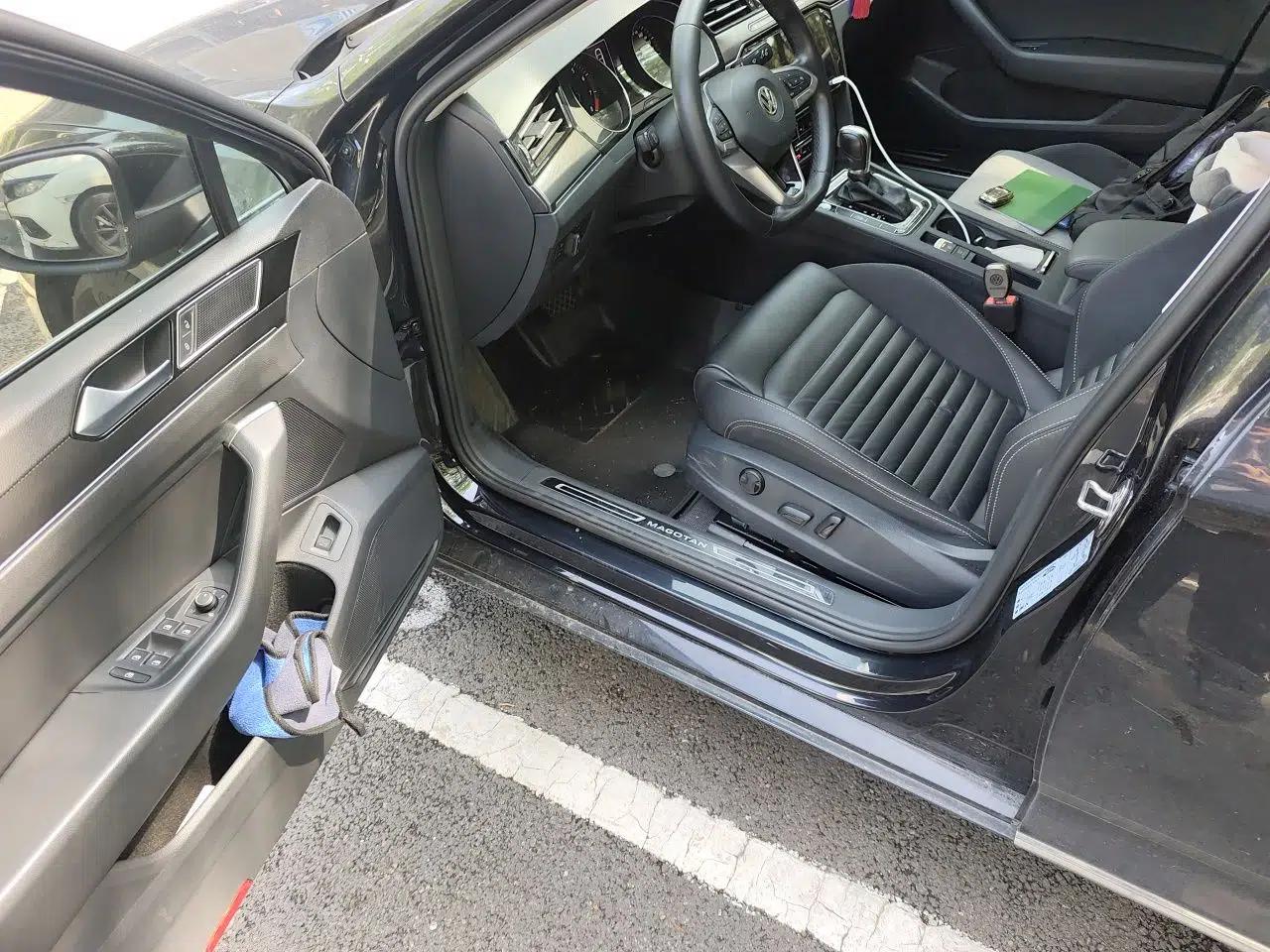 Volkswagen Magotan 2020 330TSI DSG Leading Model — миниатюра 16
