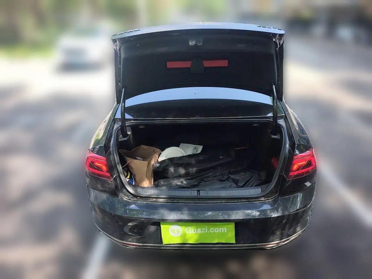 Volkswagen Magotan 2020 330TSI DSG Leading Model — миниатюра 19