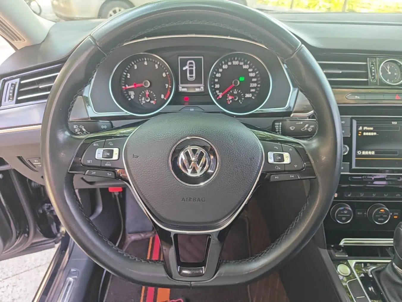 Volkswagen Magotan 2018 Facelift 330TSI DSG Luxury Model — миниатюра 18