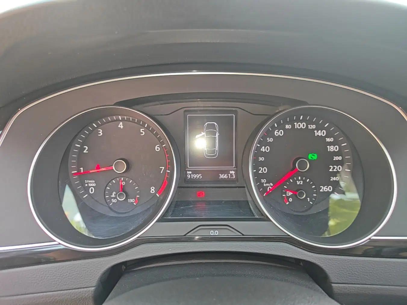 Volkswagen Magotan 2018 Facelift 330TSI DSG Luxury Model — миниатюра 19