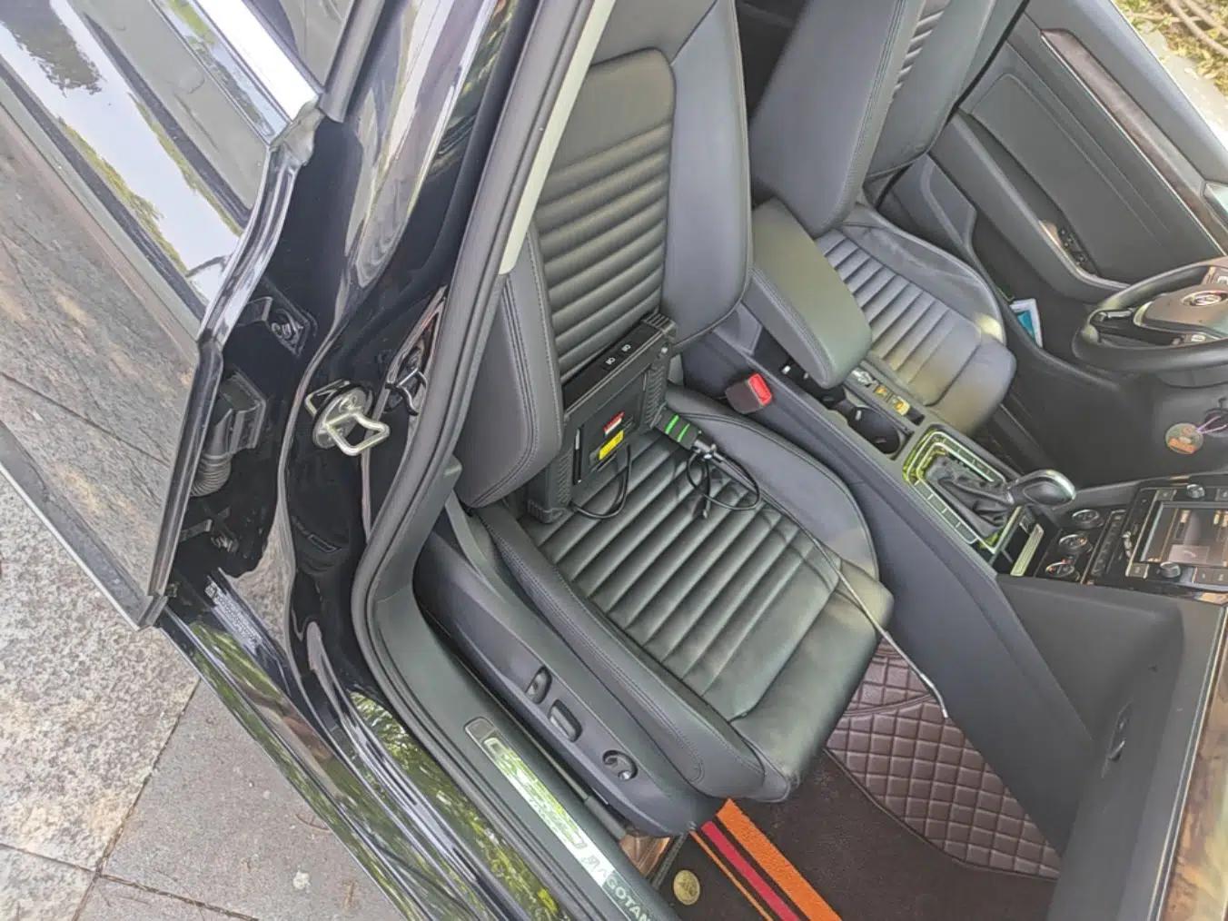 Volkswagen Magotan 2018 Facelift 330TSI DSG Luxury Model — миниатюра 24