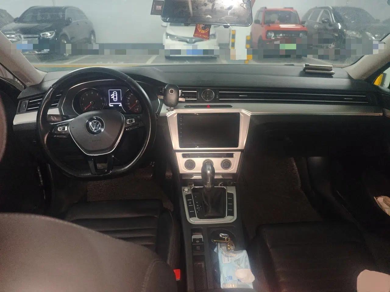 Volkswagen Magotan 2019 280TSI DSG Comfort Model China V Standard — миниатюра 9