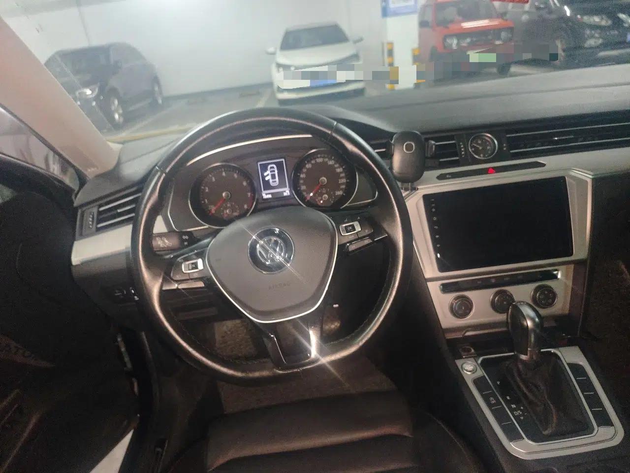 Volkswagen Magotan 2019 280TSI DSG Comfort Model China V Standard — миниатюра 10