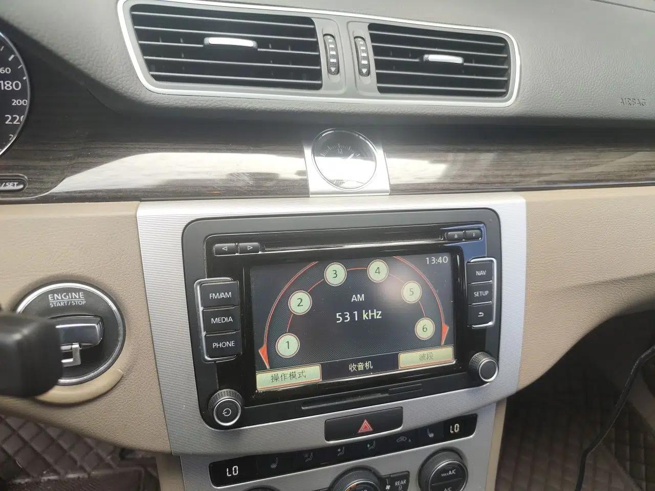 Volkswagen Magotan 2013 2.0 TSI Prestige Model — миниатюра 13
