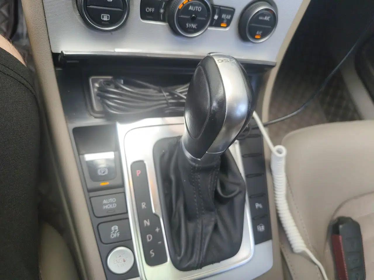 Volkswagen Magotan 2013 2.0 TSI Prestige Model — миниатюра 14