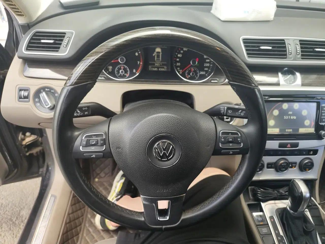 Volkswagen Magotan 2013 2.0 TSI Prestige Model — миниатюра 10