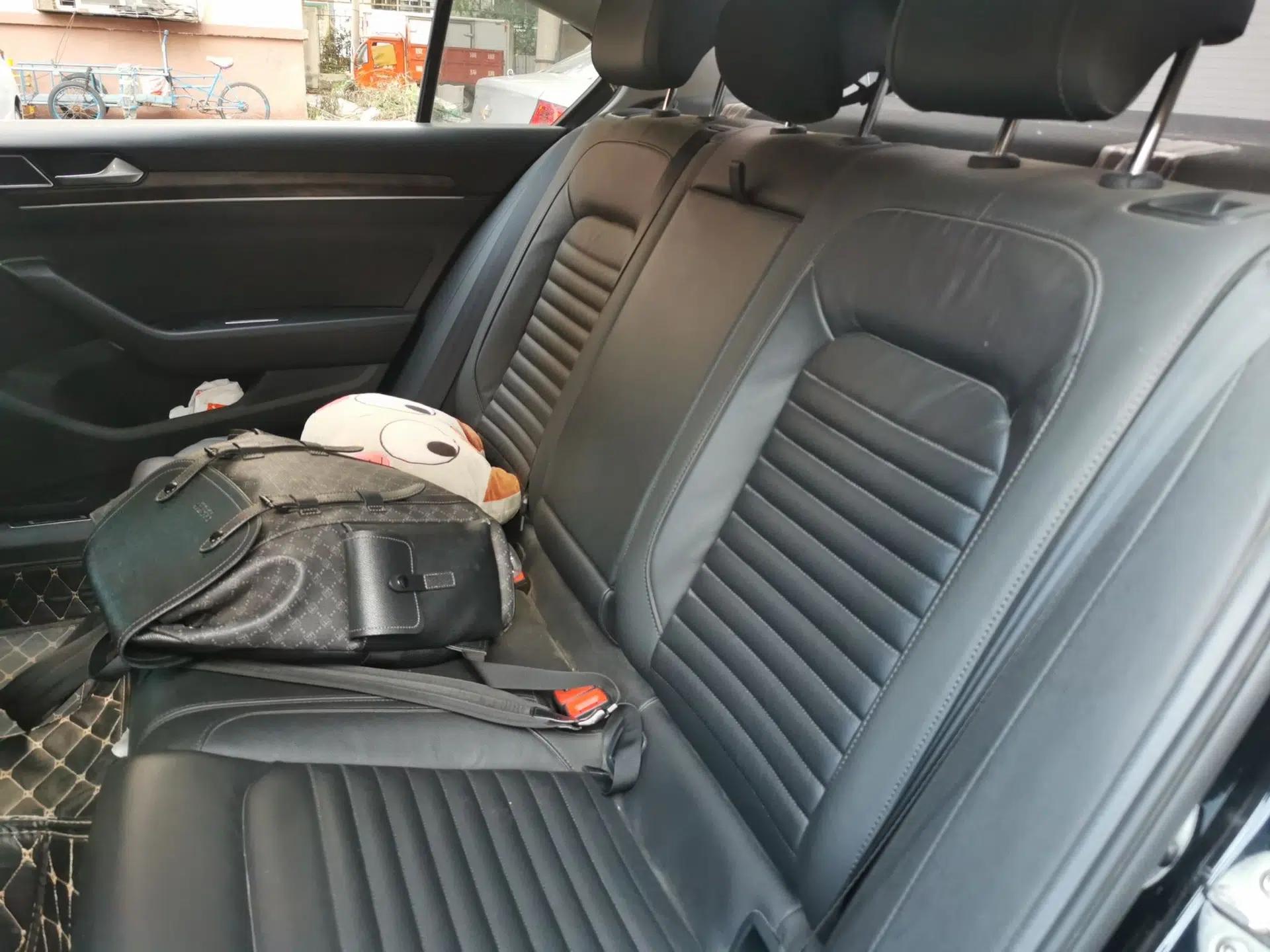 Volkswagen Magotan 2018 Facelift 330TSI DSG Luxury Model — миниатюра 17