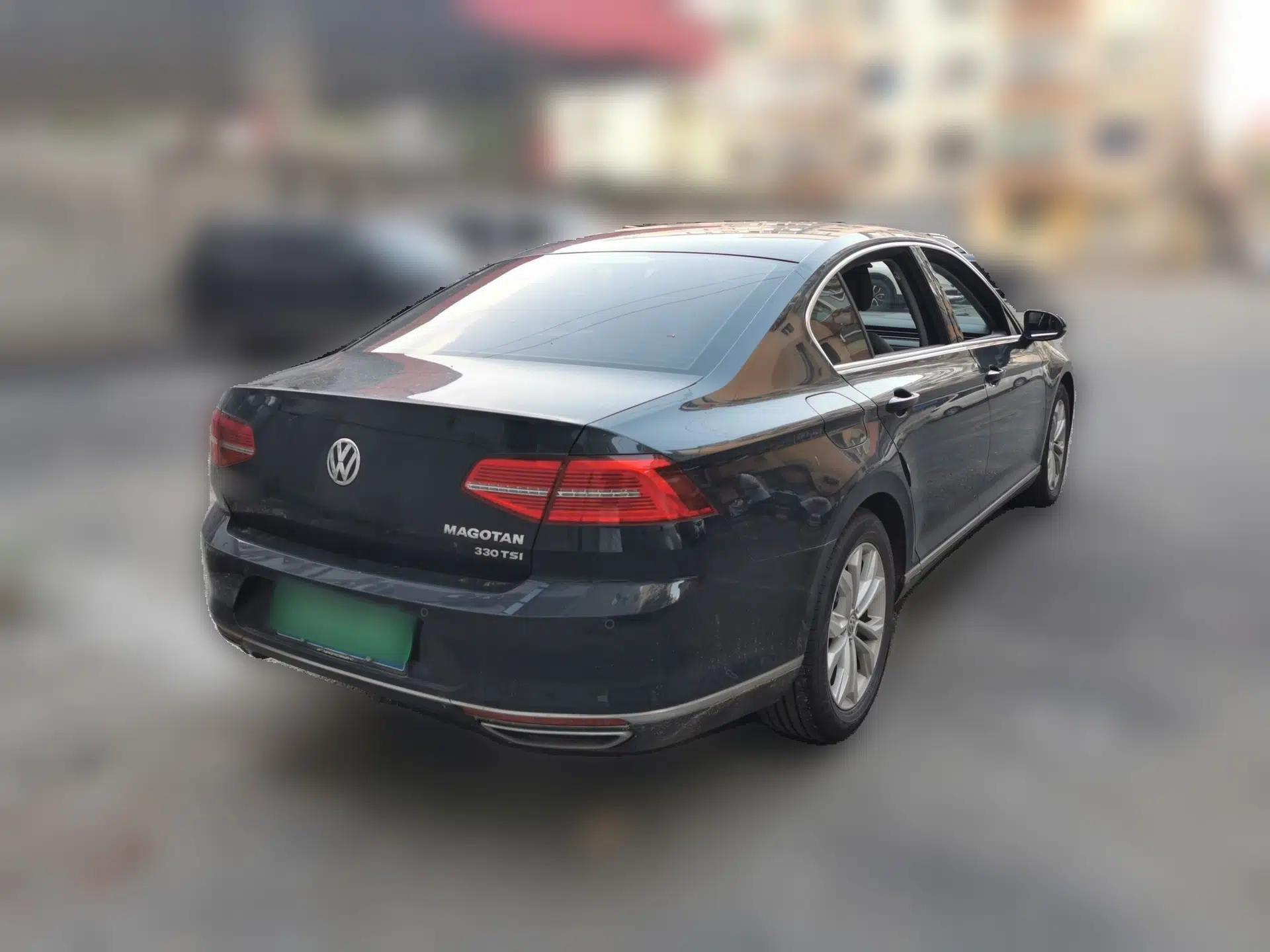 Volkswagen Magotan 2018 Facelift 330TSI DSG Luxury Model — миниатюра 6