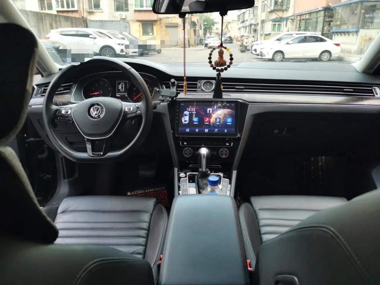Volkswagen Magotan 2018 Facelift 330TSI DSG Luxury Model — миниатюра 9
