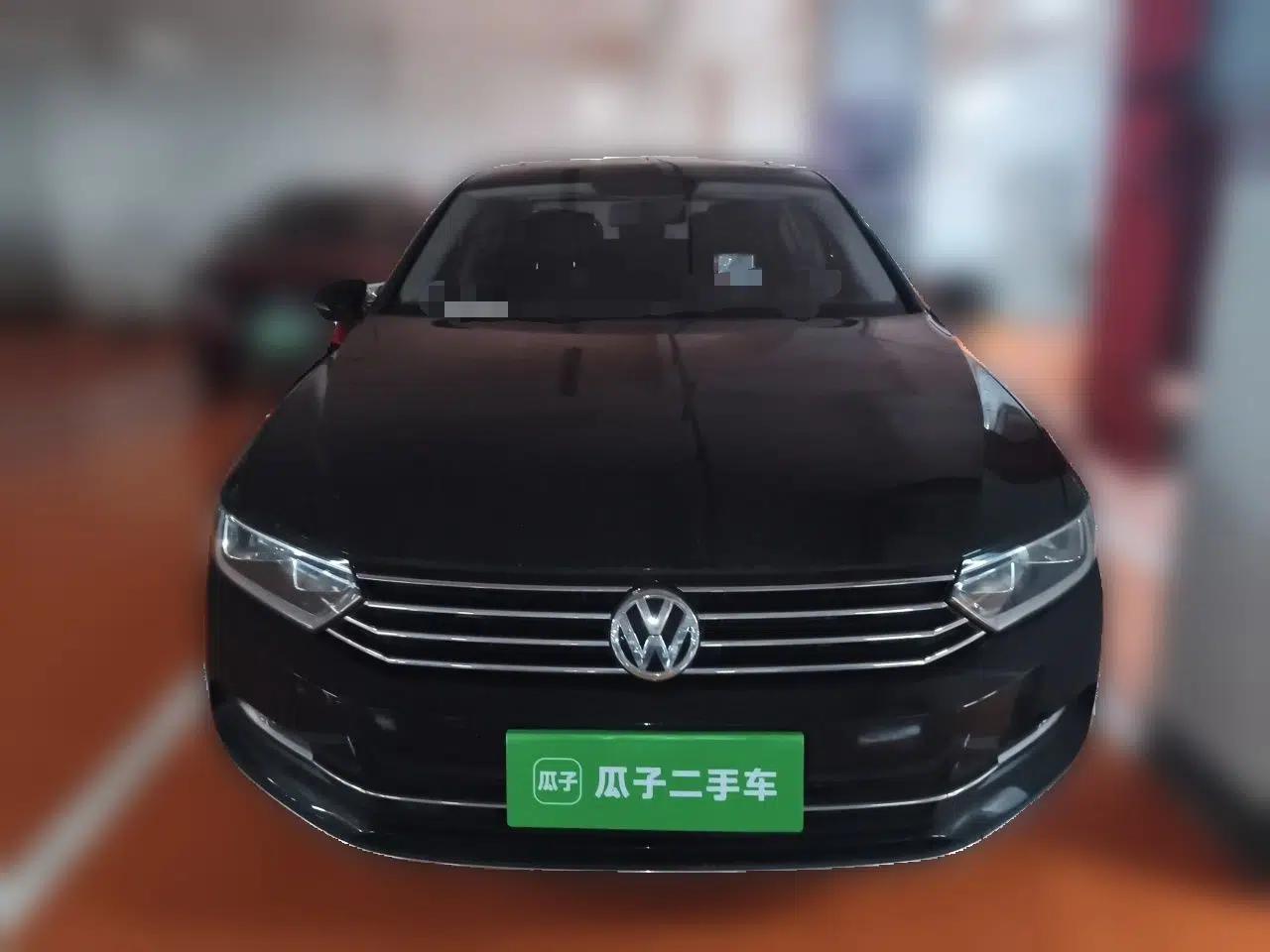 Volkswagen Magotan 2018 330TSI DSG Advanced Model — миниатюра 2