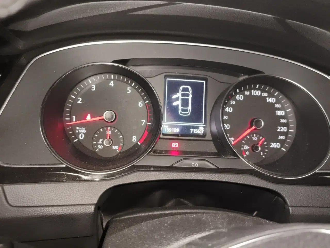Volkswagen Magotan 2018 330TSI DSG Advanced Model — миниатюра 11
