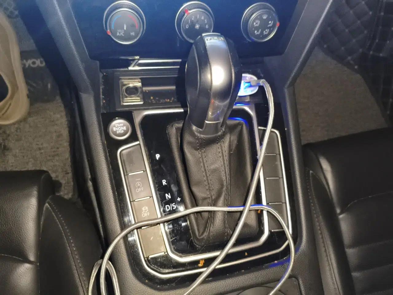 Volkswagen Magotan 2018 330TSI DSG Advanced Model — миниатюра 14