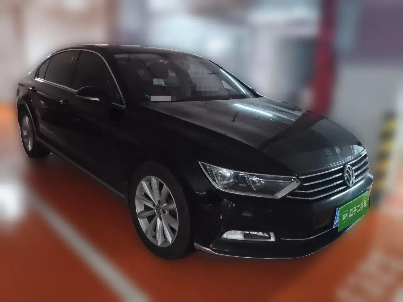 Volkswagen Magotan 2018 330TSI DSG Advanced Model — миниатюра 3