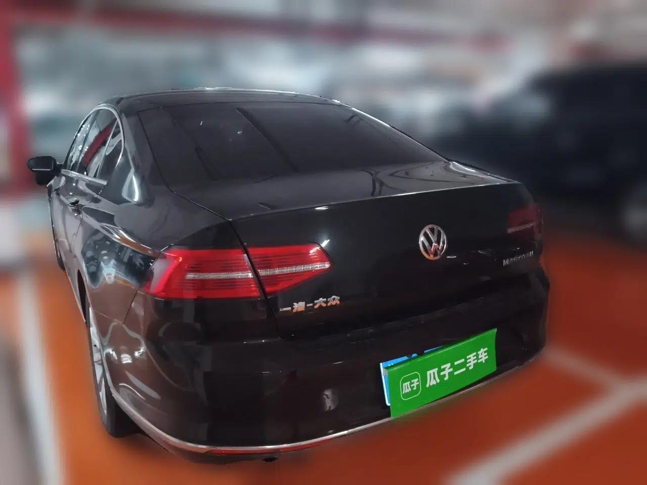 Volkswagen Magotan 2018 330TSI DSG Advanced Model — миниатюра 4