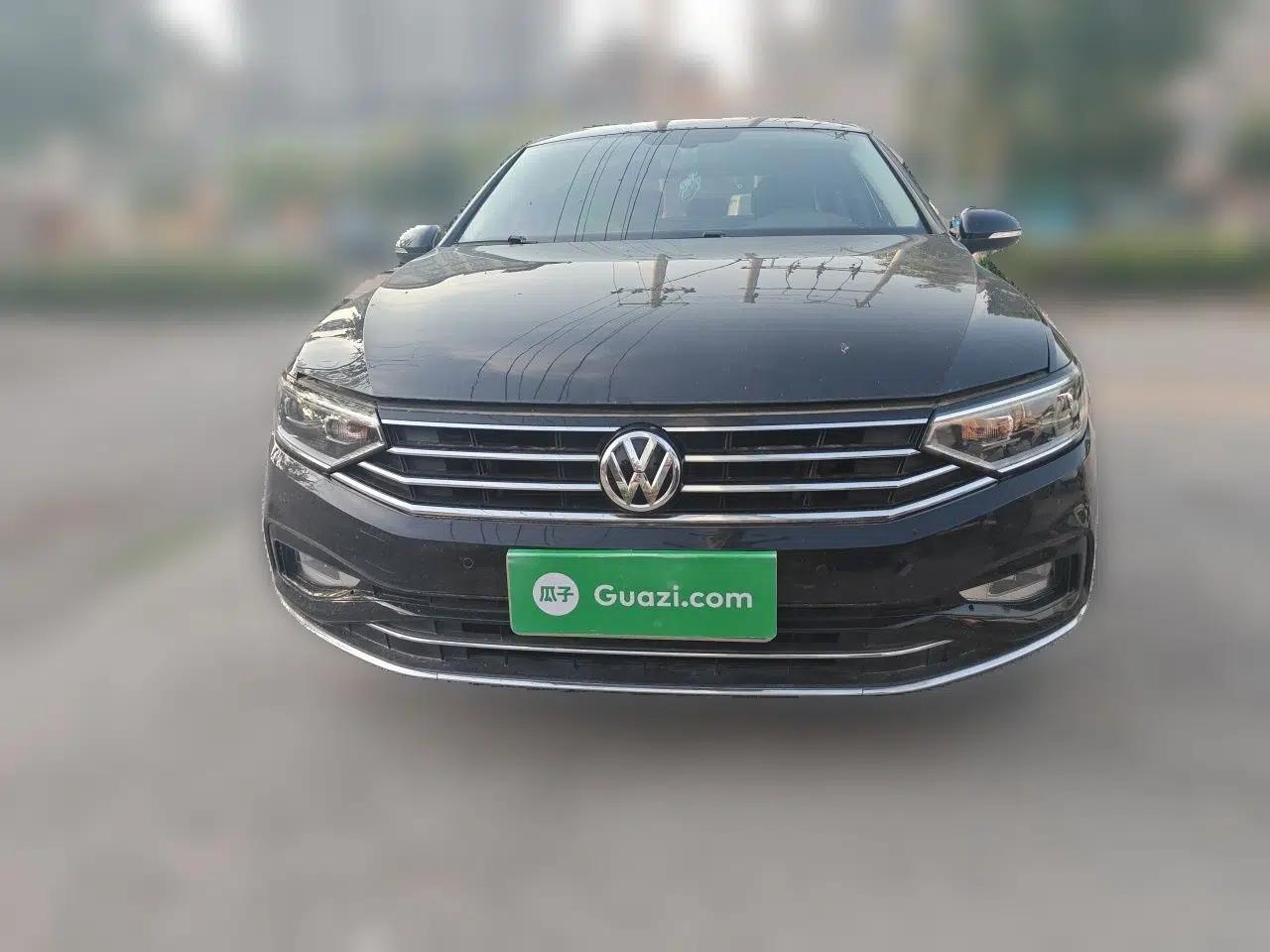 Volkswagen Magotan 2020 330TSI DSG Luxury Edition — миниатюра 2