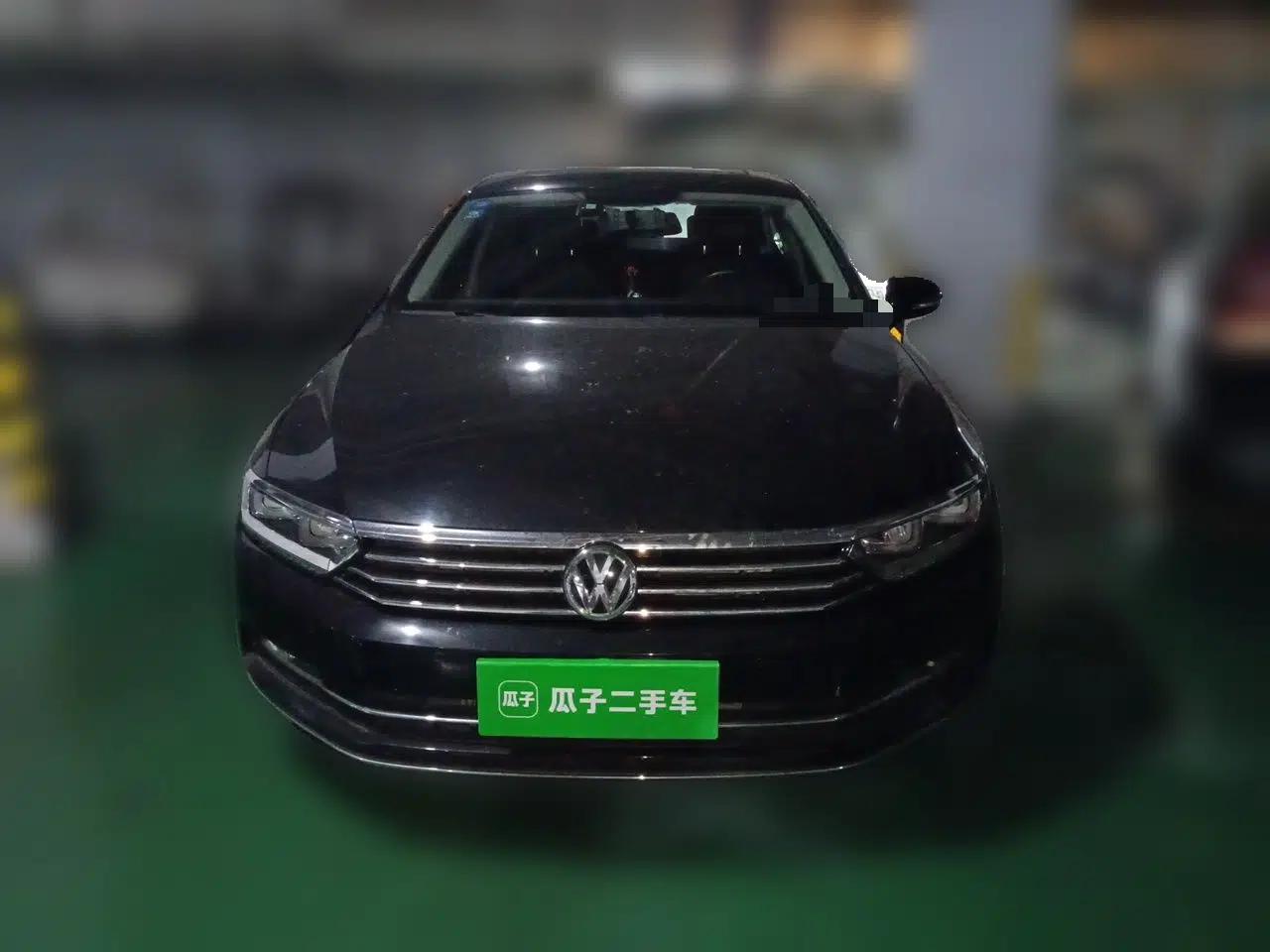 Volkswagen Magotan 2019 330TSI DSG Leading Model China VI Standard — миниатюра 2