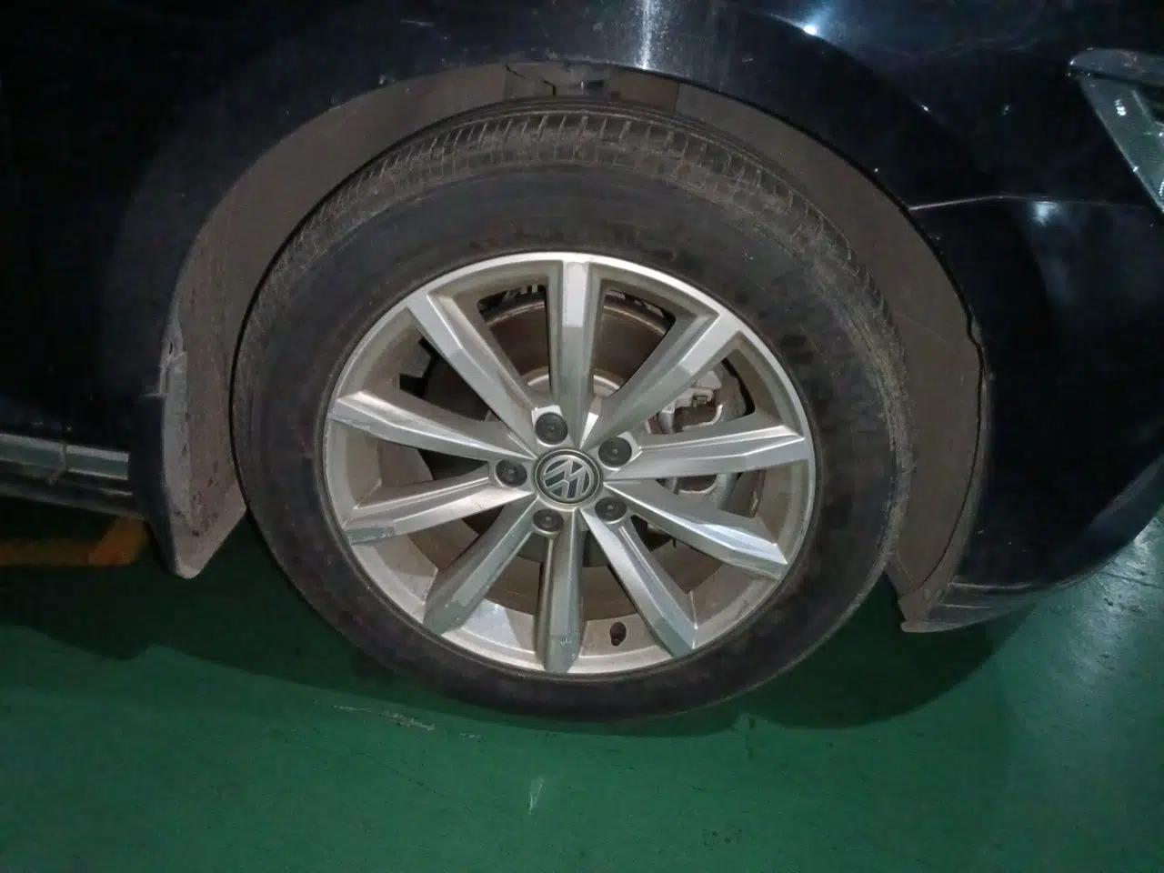 Volkswagen Magotan 2019 330TSI DSG Leading Model China VI Standard — миниатюра 8