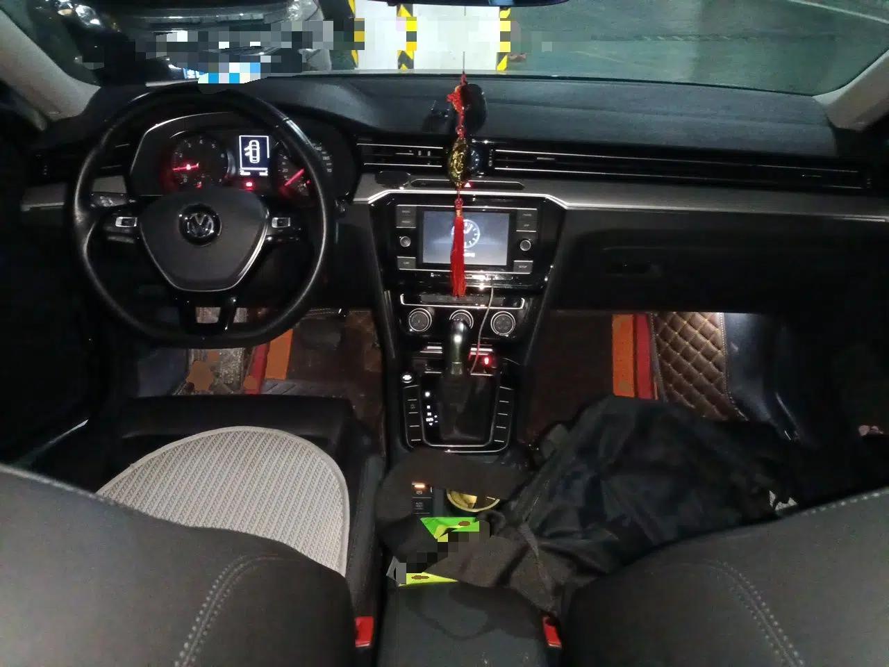 Volkswagen Magotan 2019 330TSI DSG Leading Model China VI Standard — миниатюра 9
